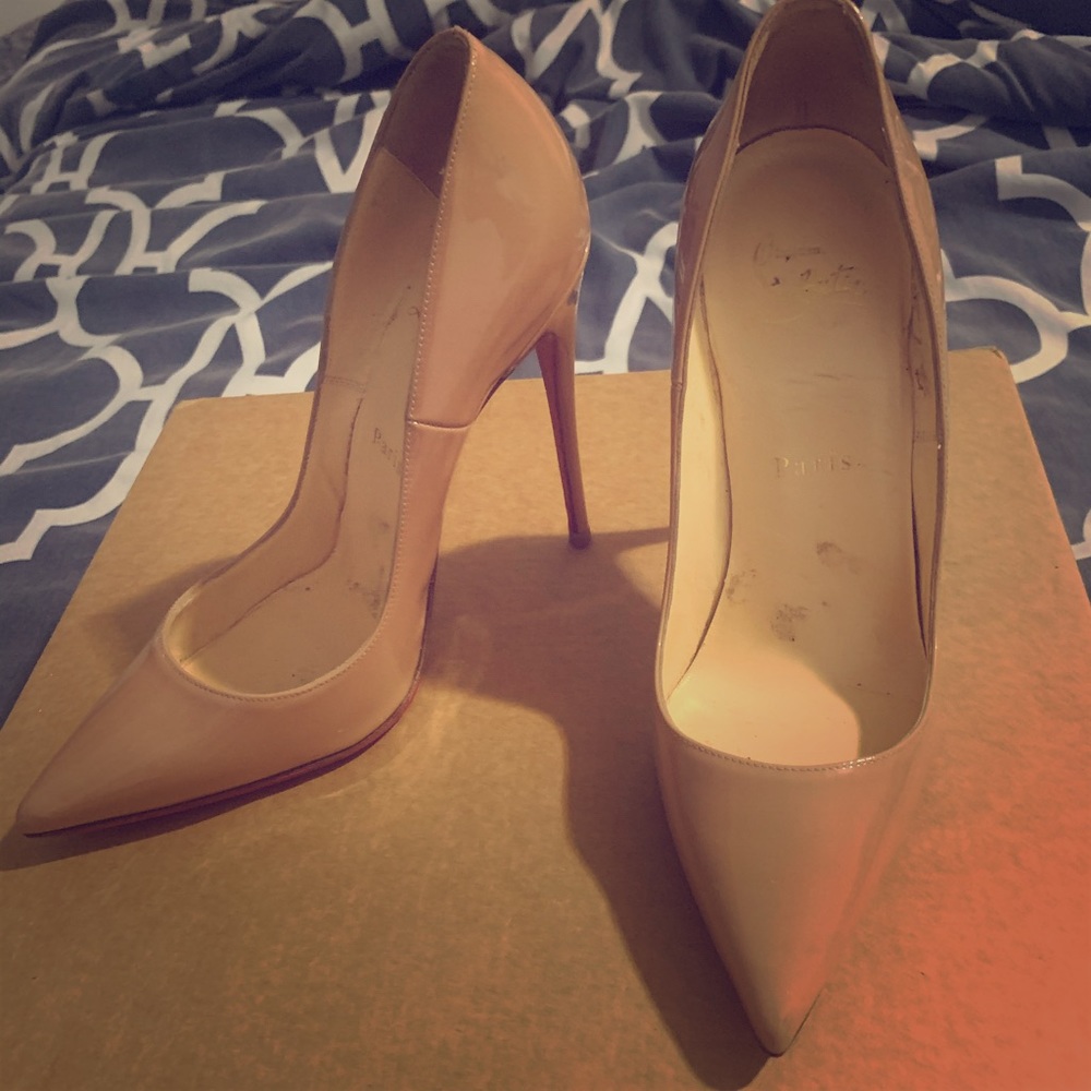 Christian Louboutin So Kate